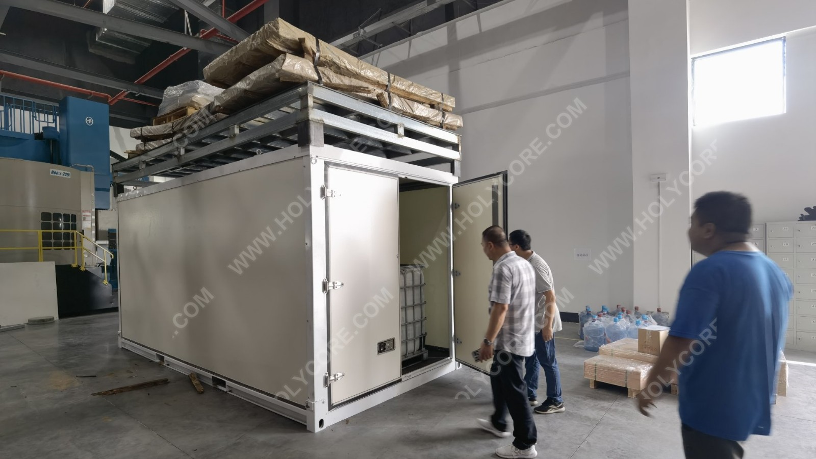 portable stroage container true view 3.jpg