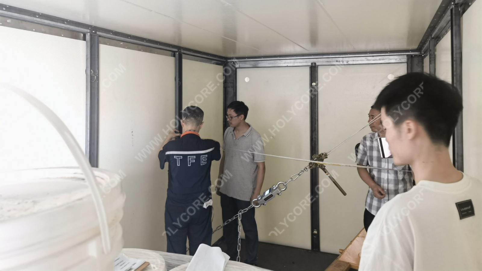portable stroage container testing true view  4.jpg